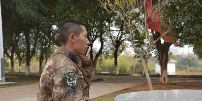 下连恰逢周末,你猜新兵如何过?