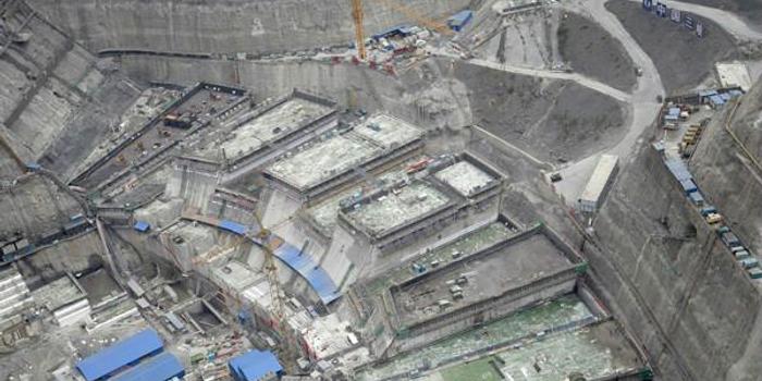 白鹤滩电站大坝混凝土浇筑量突破百万立方米