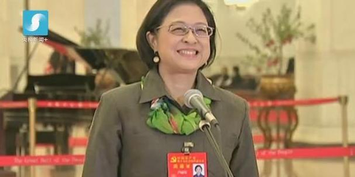 2017感动中国十大人物 | 卢丽安--爱国爱乡的台