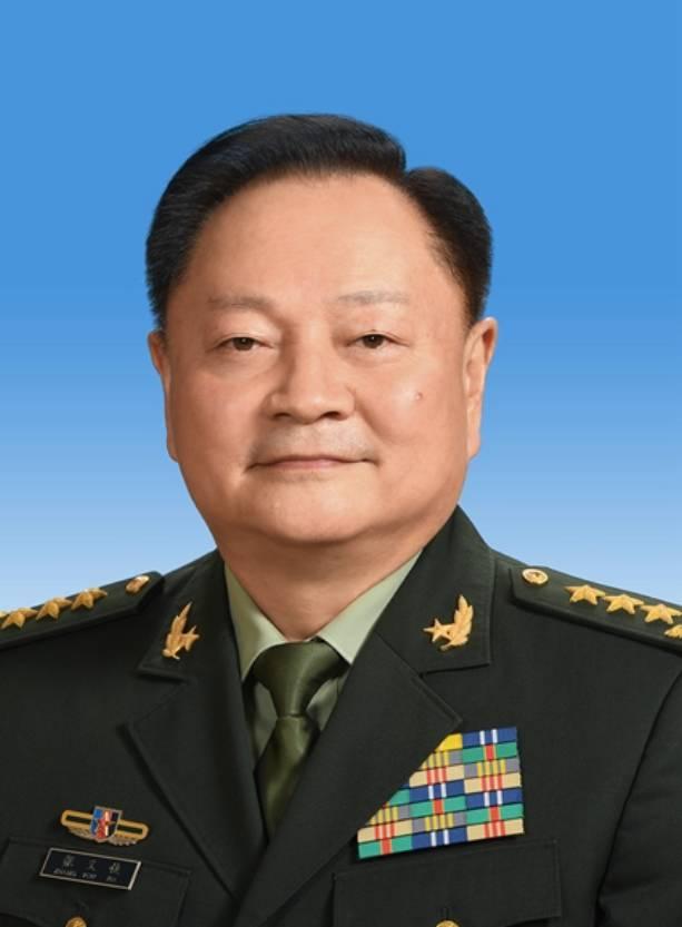 主管装备的新任军委副主席离京赴俄要谈什么？