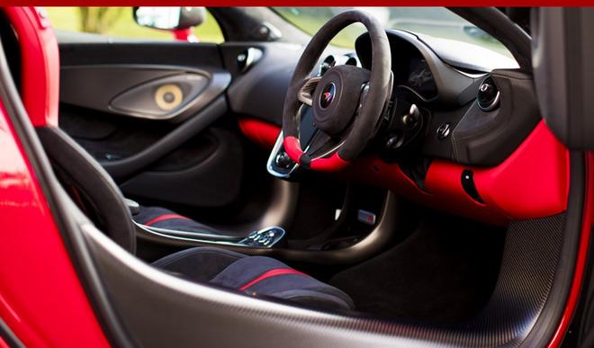 迈凯伦推570S Spider情人节版 配专属红涂装