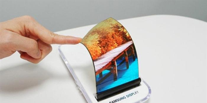 三星Galaxy X折叠屏手机就绪:像纸一样弯