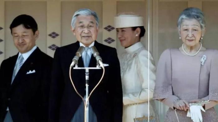 日本天皇近200年来首次生前退位 继任者会是谁？
