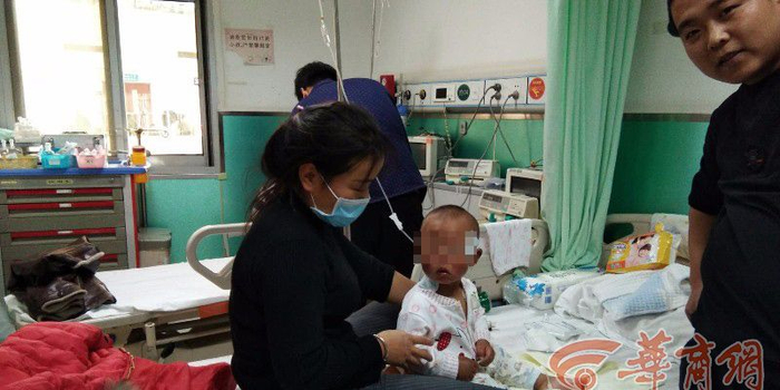 1岁娃高烧惊厥家人不知所措 幼儿园园长紧急送