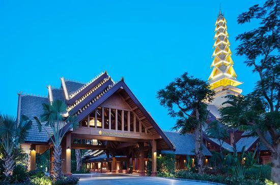 【彩云之南•<a href='http://travel.sina.com.cn/xishuangbanna-lvyou/?from=b-keyword' >西双版纳</a>】7天6晚,玩转傣历新年泼水盛会