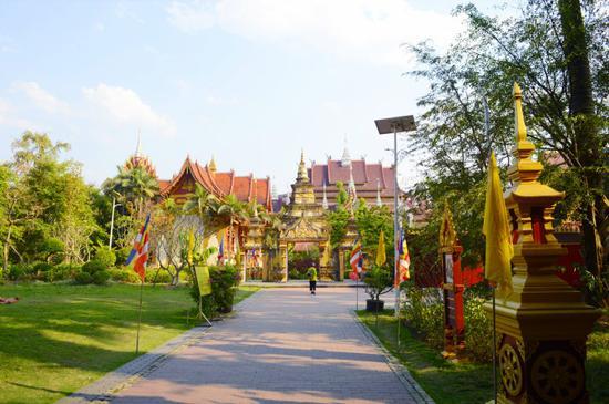 【彩云之南•<a href='http://travel.sina.com.cn/xishuangbanna-lvyou/?from=b-keyword' >西双版纳</a>】7天6晚,玩转傣历新年泼水盛会