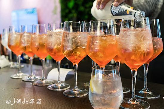 【<a href='http://travel.sina.com.cn/aodaliya-lvyou/?from=b-keyword' ><em><em><em>澳大利亚</em></em></em></a>】在低调奢华中寻找极致的美 <wbr>- <wbr><a href='http://travel.sina.com.cn/moerben-lvyou/?from=b-keyword' ><em><em><em>墨尔本</em></em></em></a>篇