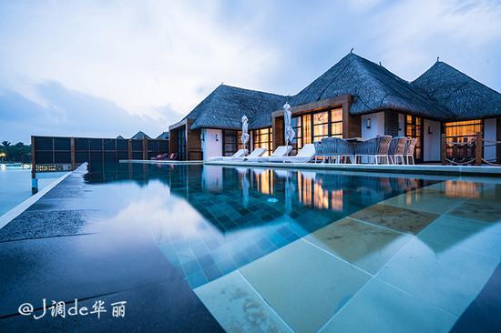 【<a href='http://travel.sina.com.cn/maerdaifu-lvyou/?from=b-keyword' >马尔代夫</a>】四季库达岛:小而美的<a href='http://travel.sina.com.cn/maerdaifu-lvyou/?from=b-keyword' >马尔代夫</a>风情后花园