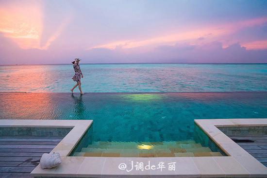 【<a href='http://travel.sina.com.cn/maerdaifu-lvyou/?from=b-keyword' >马尔代夫</a>】四季库达岛:小而美的<a href='http://travel.sina.com.cn/maerdaifu-lvyou/?from=b-keyword' >马尔代夫</a>风情后花园