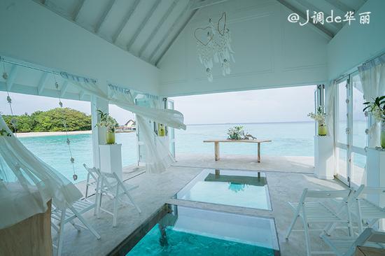 【<a href='http://travel.sina.com.cn/maerdaifu-lvyou/?from=b-keyword' ><em><em>马尔代夫</em></em></a>】四季<a href='http://travel.sina.com.cn/landadao-lvyou/?from=b-keyword' ><em><em>兰达岛</em></em></a>:最浪漫奢华的梦中婚礼胜地
