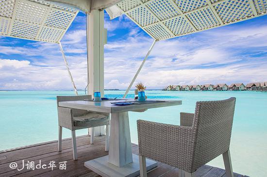 【<a href='http://travel.sina.com.cn/maerdaifu-lvyou/?from=b-keyword' ><em><em>马尔代夫</em></em></a>】四季<a href='http://travel.sina.com.cn/landadao-lvyou/?from=b-keyword' ><em><em>兰达岛</em></em></a>:最浪漫奢华的梦中婚礼胜地