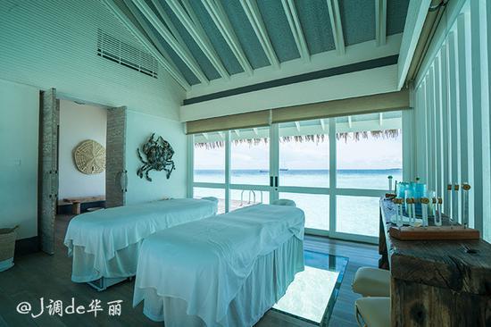 【<a href='http://travel.sina.com.cn/maerdaifu-lvyou/?from=b-keyword' ><em><em>马尔代夫</em></em></a>】四季<a href='http://travel.sina.com.cn/landadao-lvyou/?from=b-keyword' ><em><em>兰达岛</em></em></a>:最浪漫奢华的梦中婚礼胜地