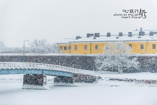 <a href='http://travel.sina.com.cn/fenlan-lvyou/?from=b-keyword' >芬兰</a>|<a href='http://travel.sina.com.cn/heerxinji-lvyou/?from=b-keyword' >赫尔辛基</a>·无雪不冬天