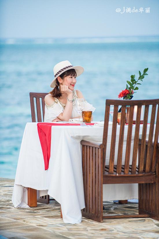 【<a href='http://travel.sina.com.cn/maerdaifu-lvyou/?from=b-keyword' >马尔代夫</a>】四季库达岛:小而美的<a href='http://travel.sina.com.cn/maerdaifu-lvyou/?from=b-keyword' >马尔代夫</a>风情后花园