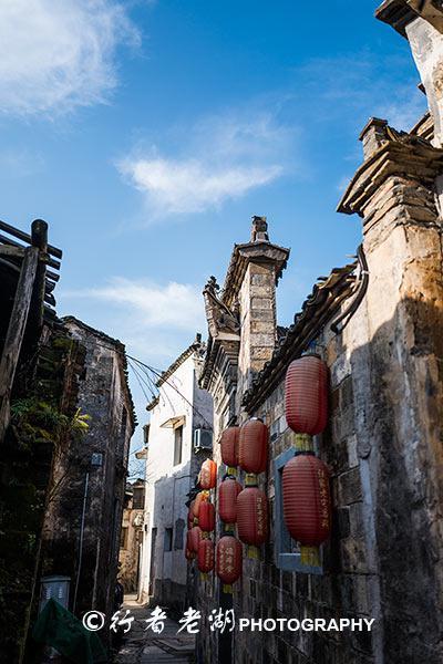 <a href='http://travel.sina.com.cn/huangshan_hongcun_4493-lvyou/?from=b-keyword' >宏村</a>:有一种风景叫古宅小巷,穿梭其中可以品味它的前世与今生