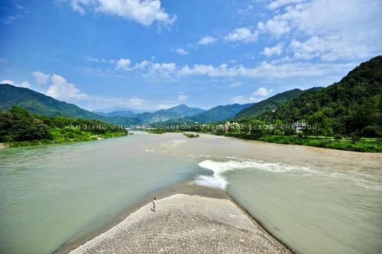 中国那么大 <wbr>阿米尔·汗偏爱这里 <wbr>4800年前就有火锅吃 <wbr>有图有真相