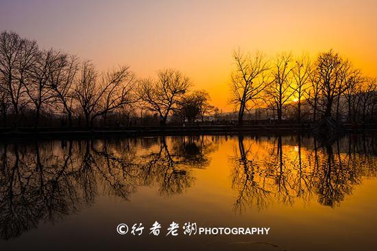 <a href='http://travel.sina.com.cn/huangshan_hongcun_4493-lvyou/?from=b-keyword' >宏村</a>:有一种风景叫古宅小巷,穿梭其中可以品味它的前世与今生