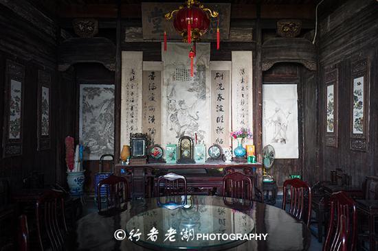 <a href='http://travel.sina.com.cn/huangshan_hongcun_4493-lvyou/?from=b-keyword' >宏村</a>:有一种风景叫古宅小巷,穿梭其中可以品味它的前世与今生