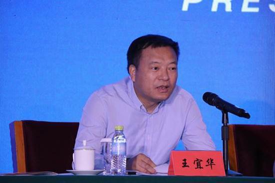 中共江西省委宣传部副巡视员、江西省国有文化资产监督管理领导小组办公室专职副主任王宜华