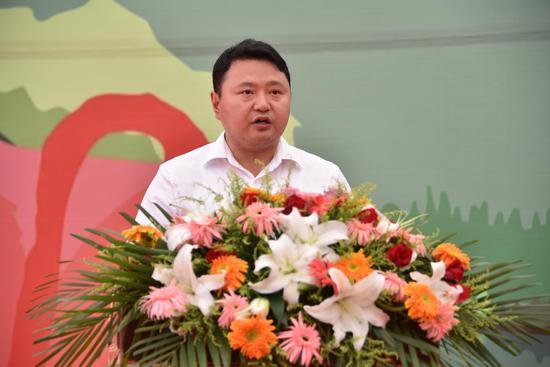 九寨沟县委副书记、县长陶钢