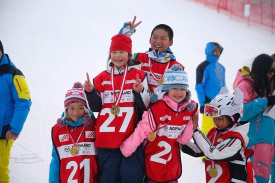 滑雪现场的小选手们 来源:奥地利驻华使馆