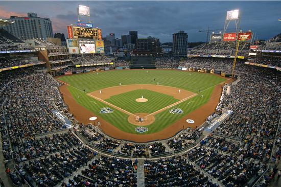 Petco Park 图片版权:圣地亚哥旅游局