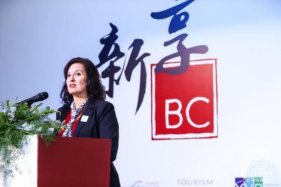 BC省旅游局全球营销合作总监玛丽亚·格林女士现场发言