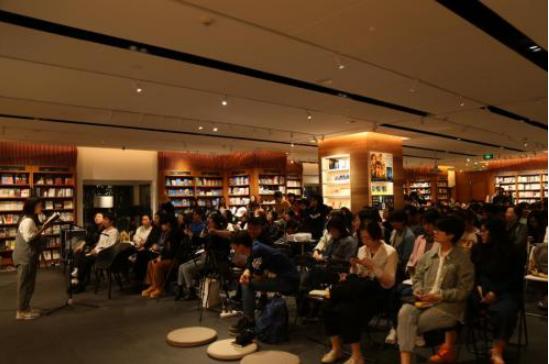 “王小波之夜”朗读分享会现场。来源:出版社供图