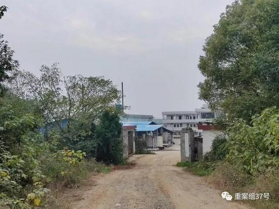 2021年11月29日,衡阳市金甲岭渡家河组的一处工厂,石峰等人此前在此工厂的地下一层制毒。新京报记者 吴小飞 摄