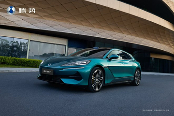 全新腾势Z9GT峡湾绿新车色曝光 配智驾小蓝灯