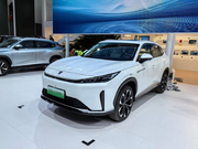 北京车展探馆：荣威D5X DMH