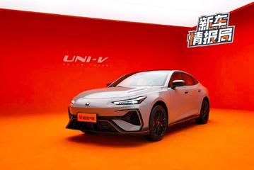 更懂运动和时尚 静态体验长安第三代UNI-V