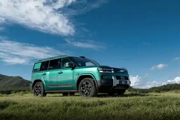 月销破2万台 方程豹钛7霜雾灰与青峦翠开启交付