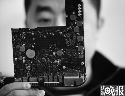 网络安全不能靠单一学科,软件专业的王英键开始研究电路板等硬件