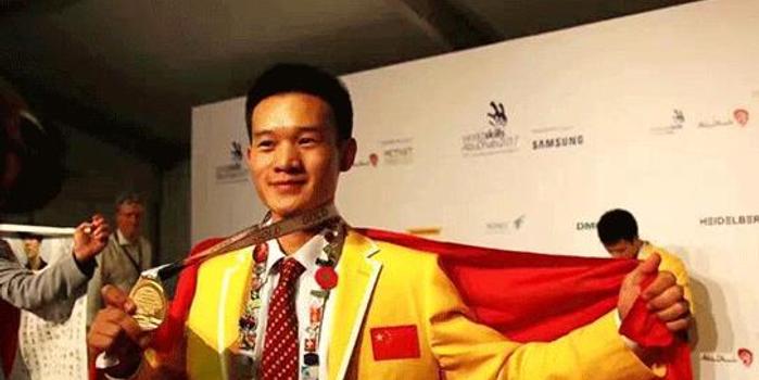 杭州22岁技师夺汽车喷漆世界冠军 获50万免税