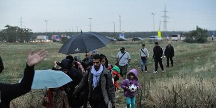 西门子CEO:难民危机正影响欧洲经济复苏