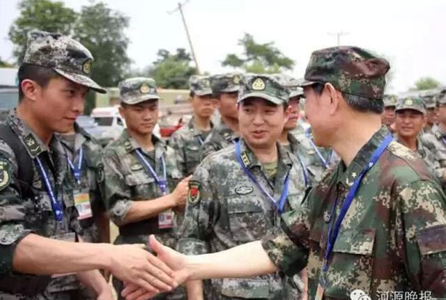 但河源人民却极少人知道,在这一方队中,有一名兵哥哥的老家是连平县