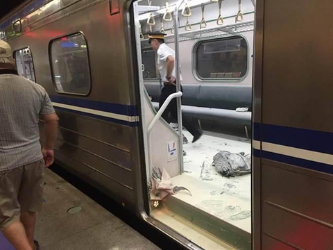 台湾台铁列车爆炸_新浪专题