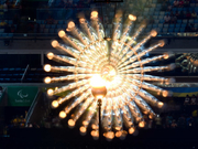 图文-第十五届里约残奥会闭幕式 闭幕式现场主火炬