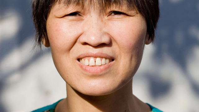 《我是范雨素》家政女工自传爆红网络