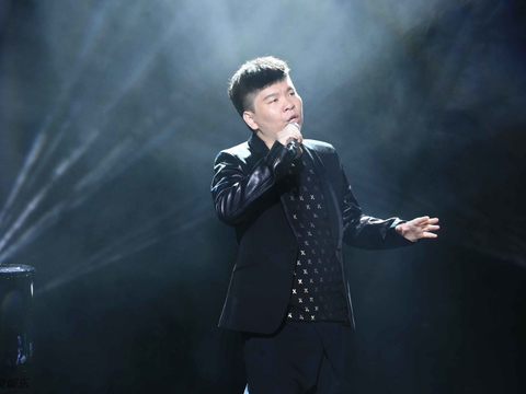 东方卫视《中国之星》