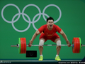 图文-男子举重105kg杨哲冲击金牌 杨哲在比赛中