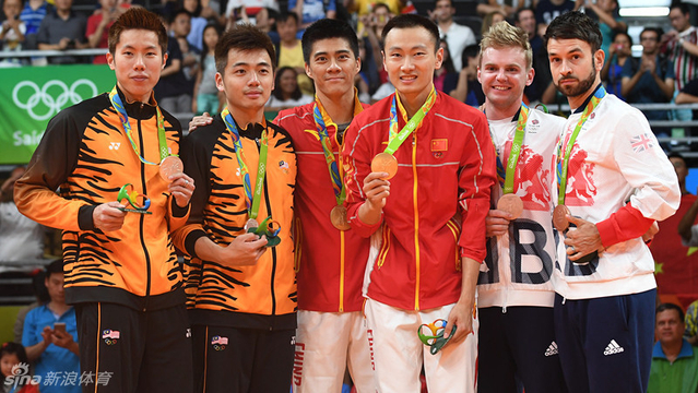 羽毛球男双中国夺金
