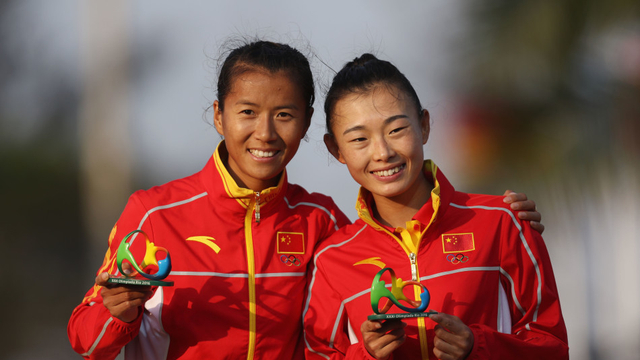 田径女子竞走刘虹夺金