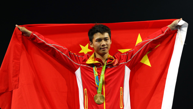 10米跳台陈艾森夺金