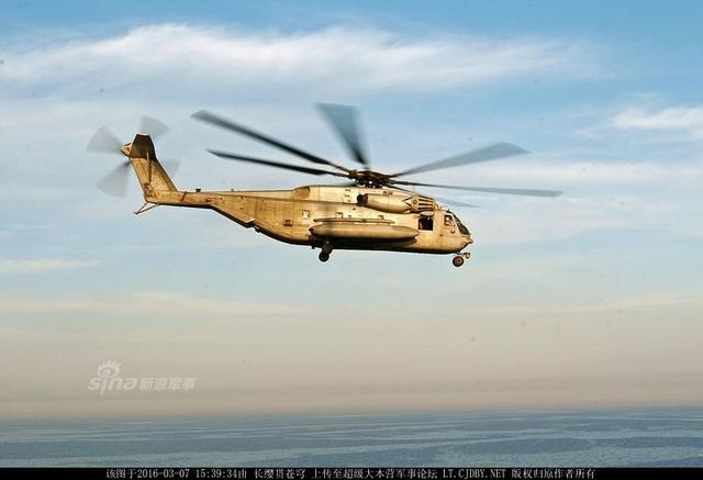 中国陆军最缺这个装备:美军CH-53E重型直升机