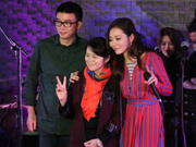 冯轲与张靓颖妈妈开心和解的戏码太假