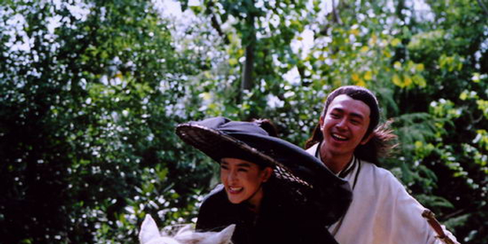 午马重出江湖拍鬼片 小巩俐周显欣夜幕惊魂