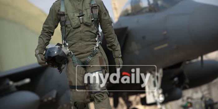 韩星Rain空战片更名《return to base》8月上映