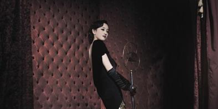 林申张檬再次意乱情迷 时尚大片玩色戒(图)